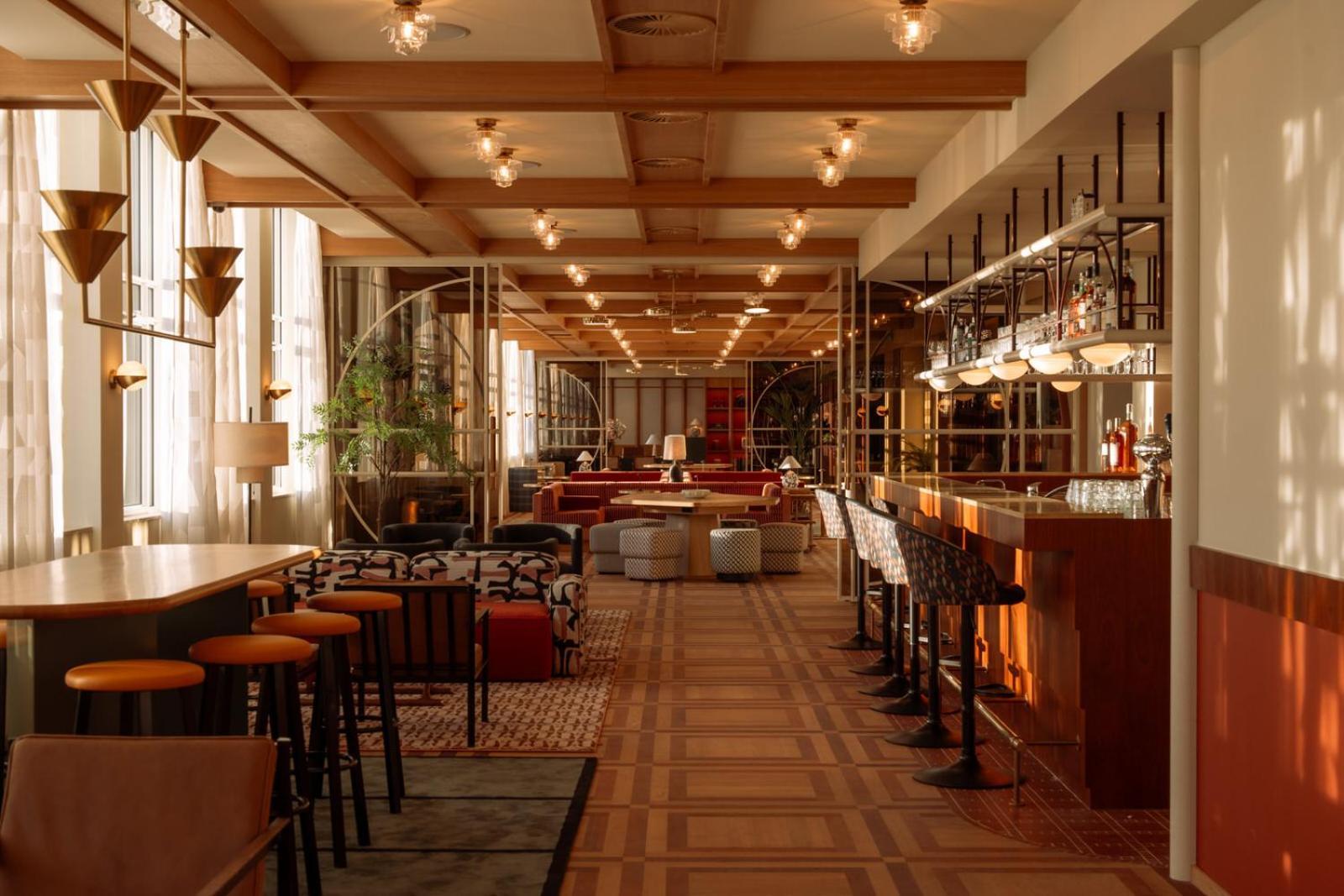 De Plesman Hotel La Haye Extérieur photo
